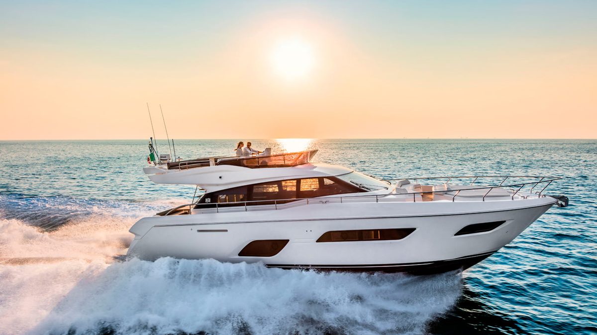 Ferretti Yachts 550