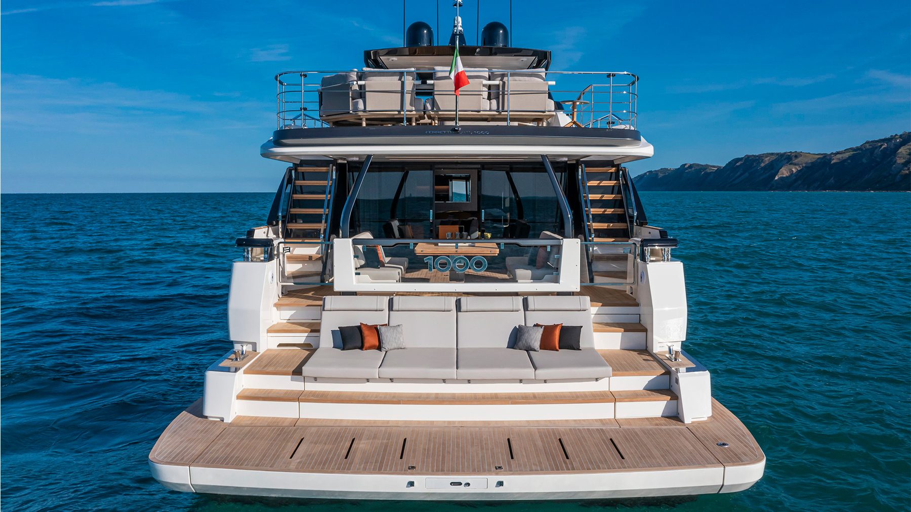 Ferretti Yachts 1000 — externa 18