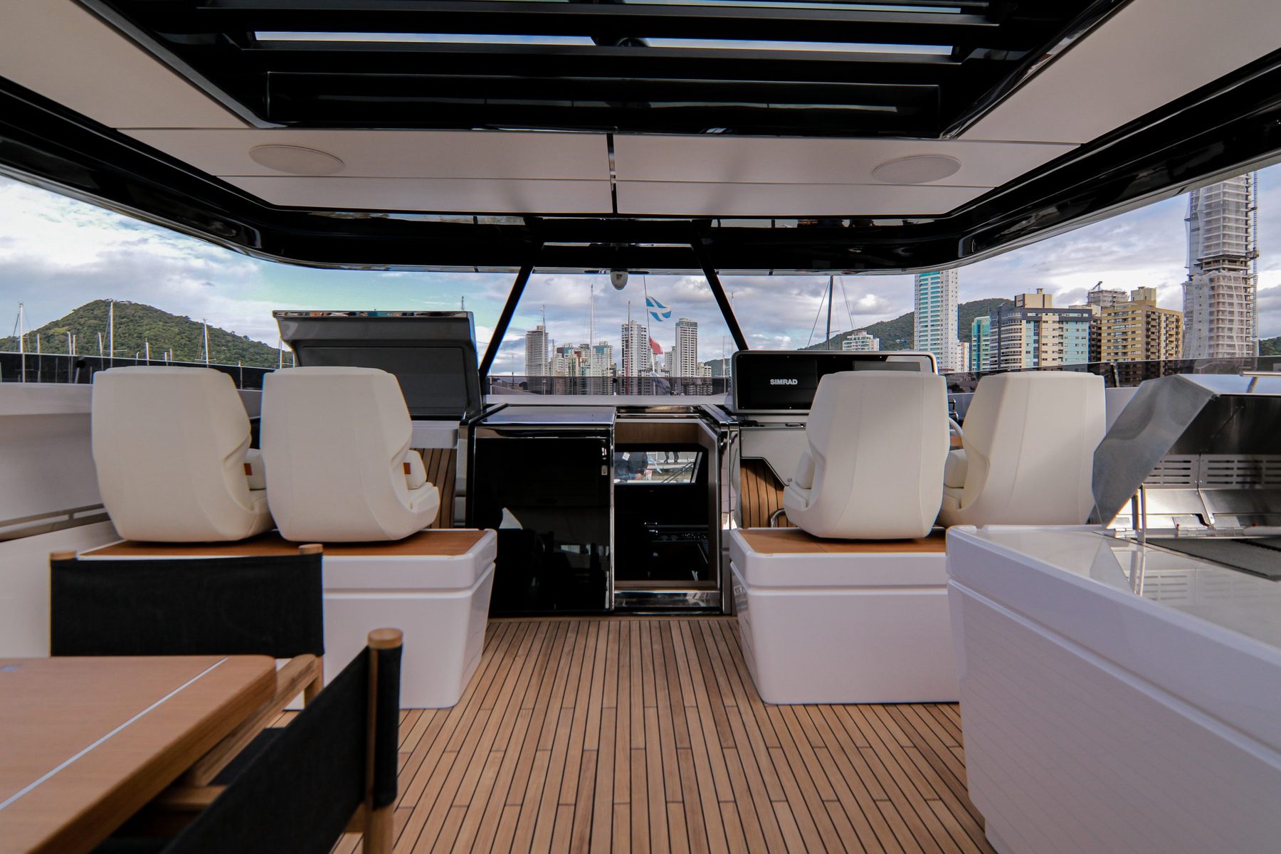 Ferretti Yachts 1000 — externa 4