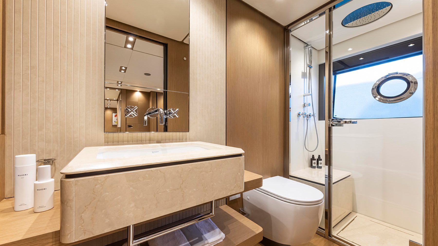 Ferretti Yachts 1000 — interna 25