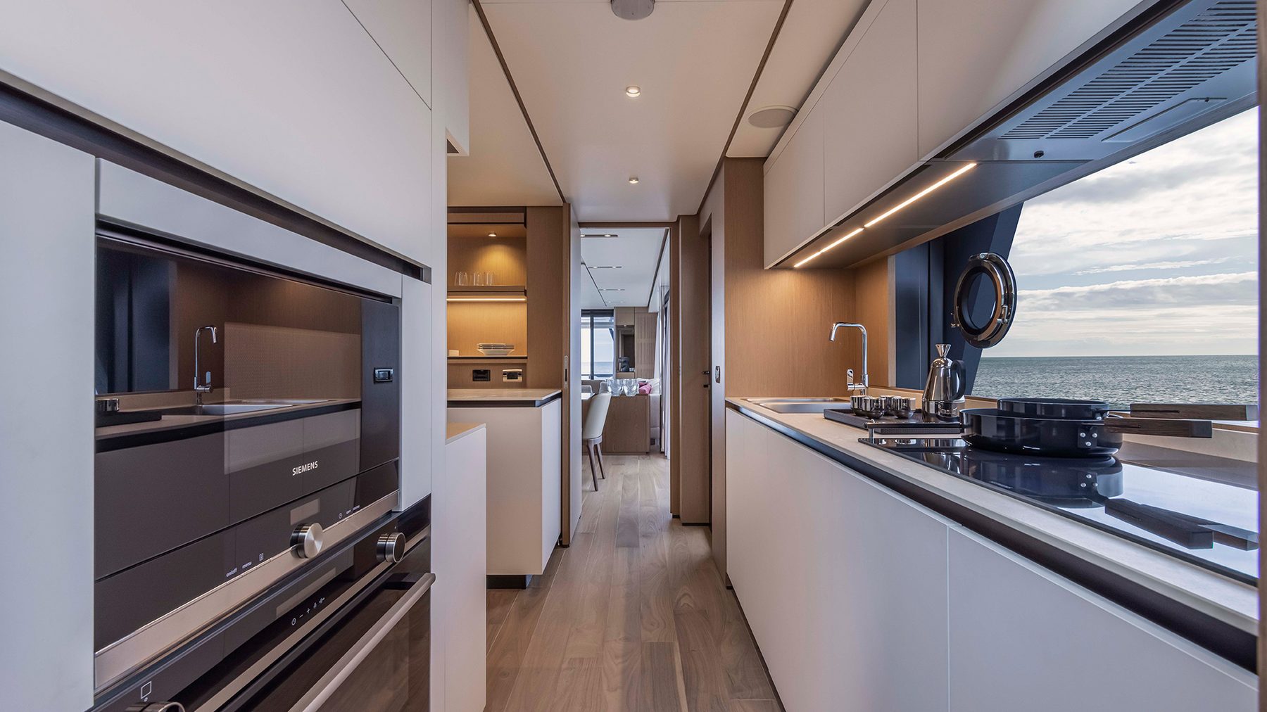 Ferretti Yachts 1000 — interna 5