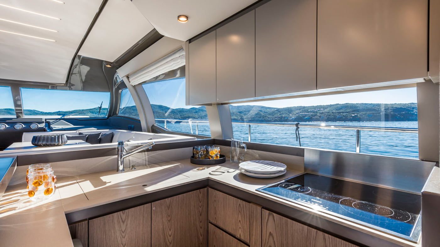 Ferretti Yachts 550 — interna 3