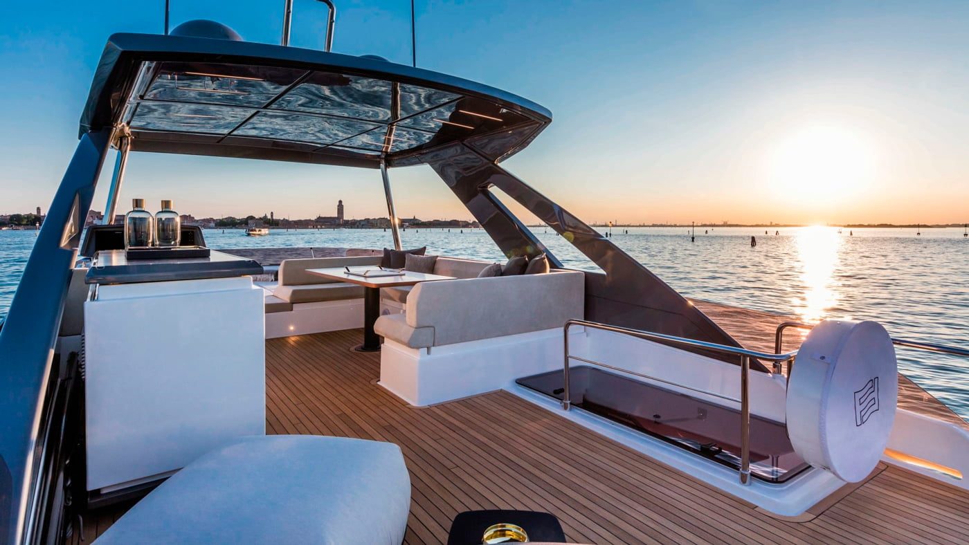 Ferretti Yachts 670 — externa 2