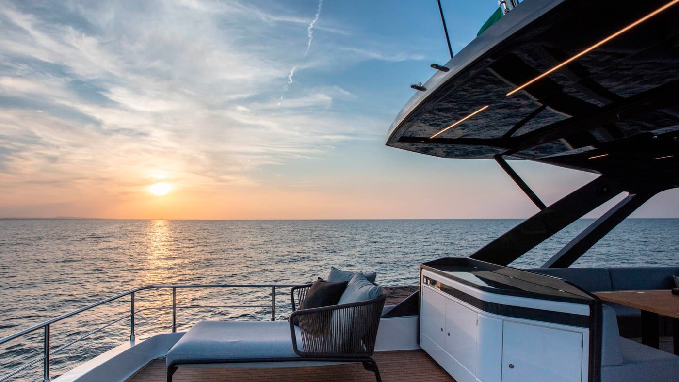 Ferretti Yachts 720 — externa 10