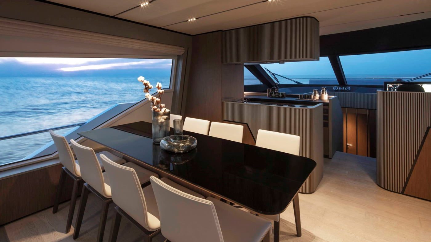 Ferretti Yachts 720 — interna 4