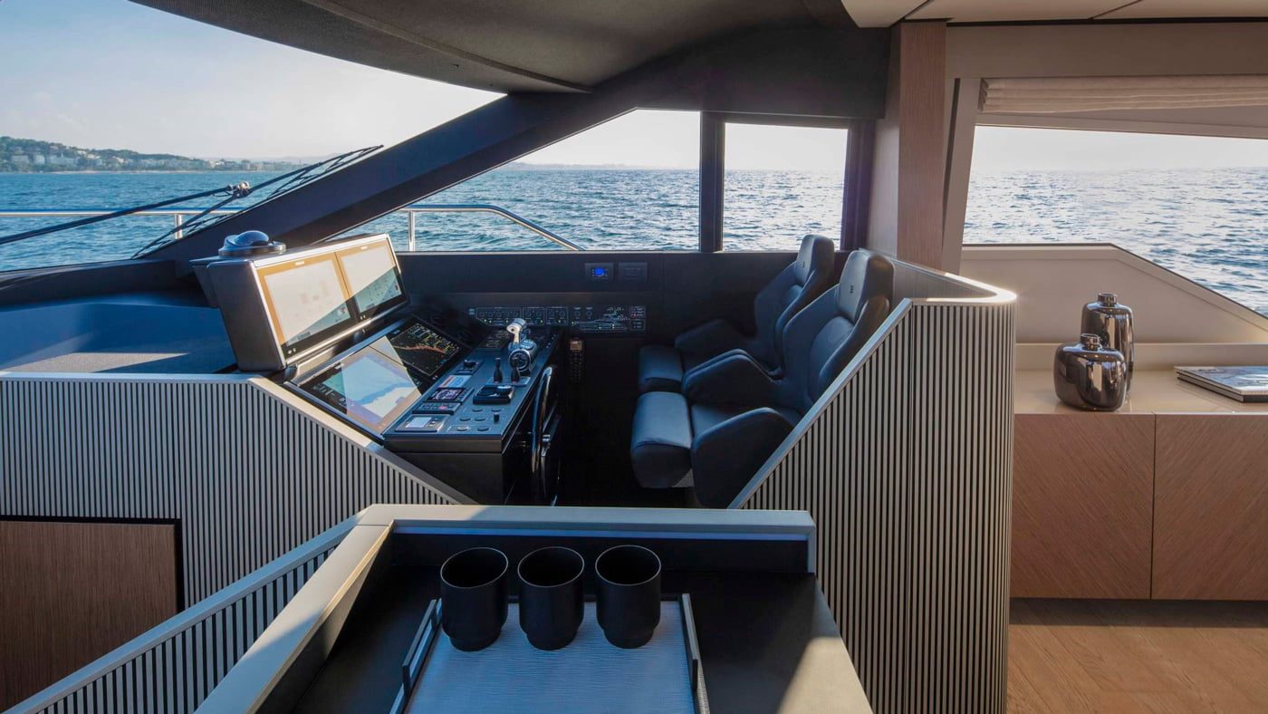 Ferretti Yachts 720 — interna 5