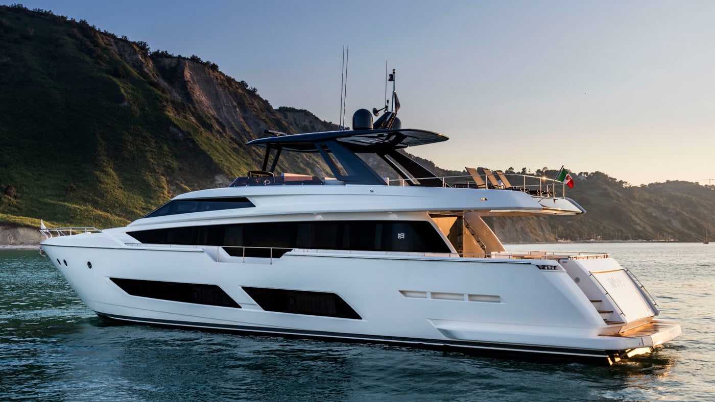 Ferretti Yachts 850 — externa 1