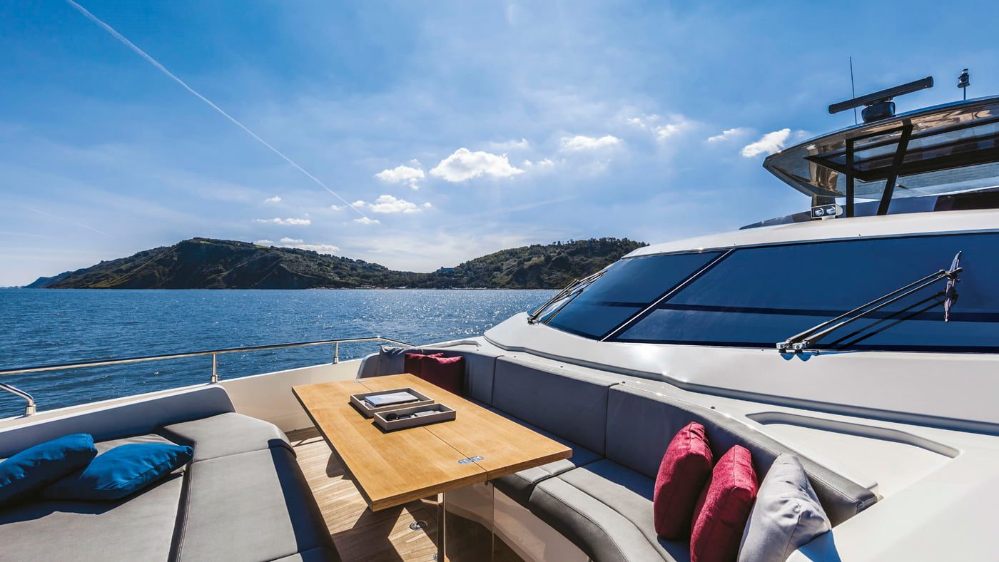 Ferretti Yachts 850 — externa 10