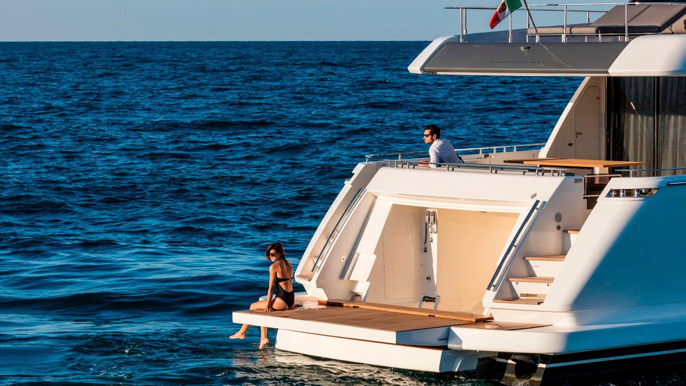 Ferretti Yachts 850 — externa 2