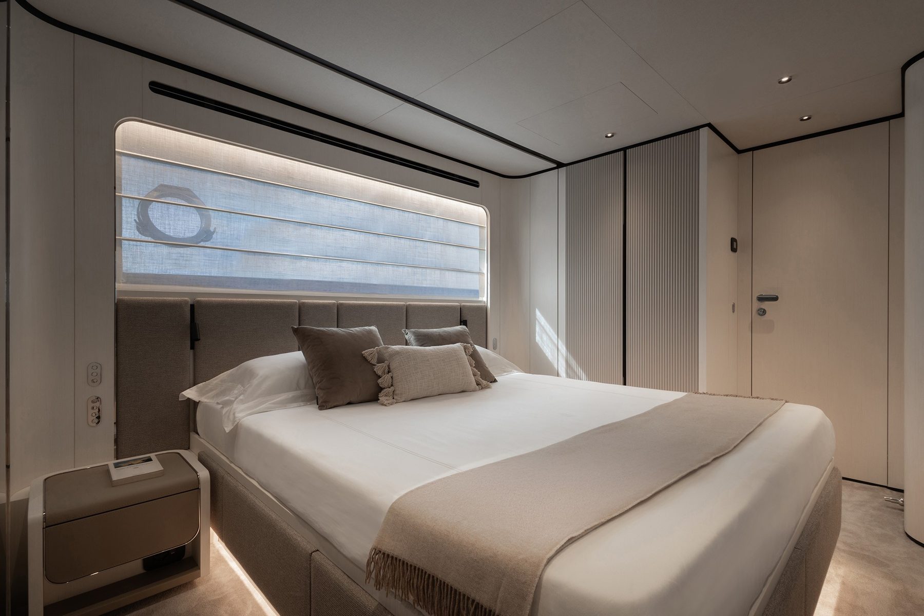 Ferretti Yachts 940 — interna 7