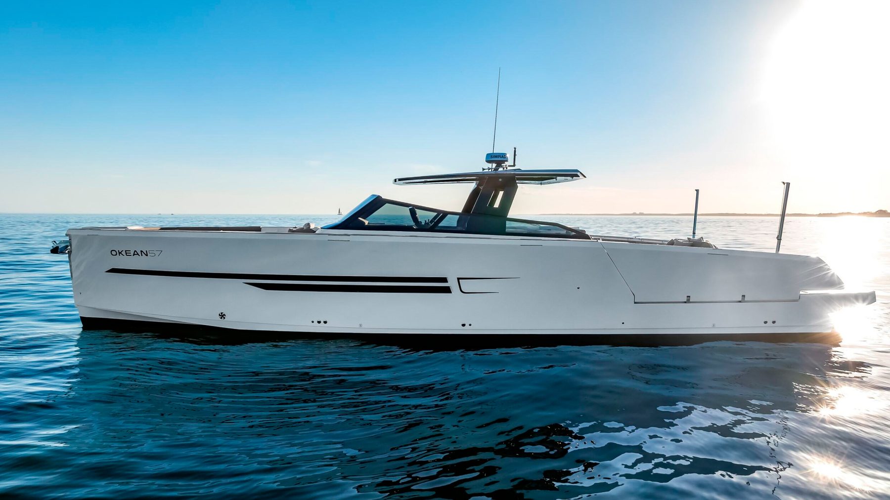 Okean 57 — externa 4